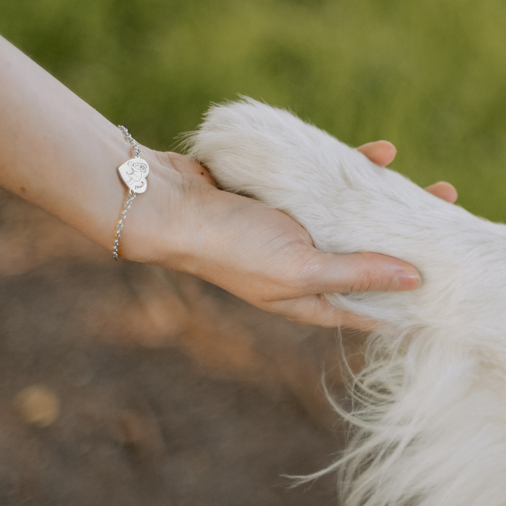 Silbernes Armband mit Namensgravur von eigenem Hund Australian Shepherd