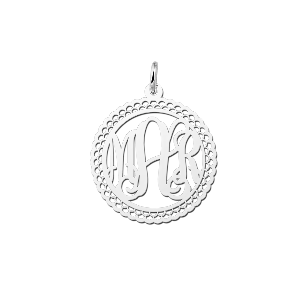 Monogramm Schmuck mit Verzierung