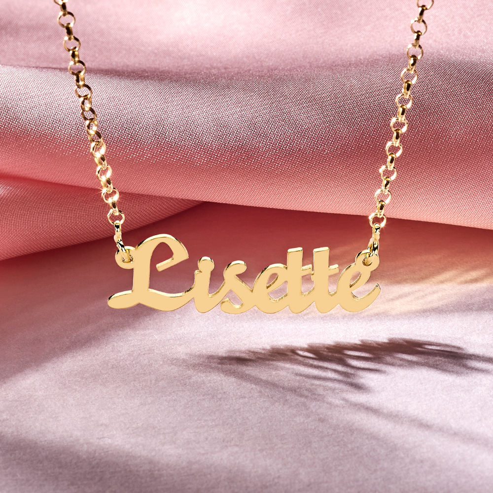 Goldene kette mit namen „Lisette“