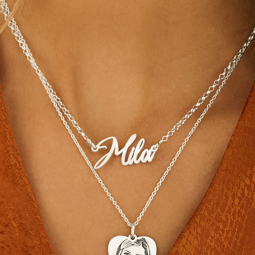 Silberne Namenskette Model Mila