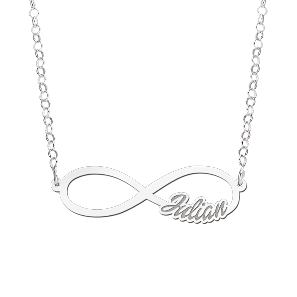 Infinity-Kette aus Silber mit Namen