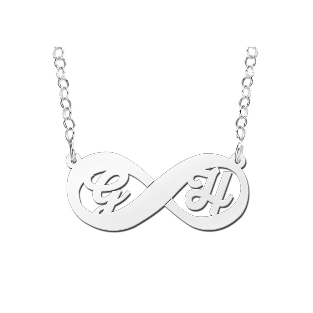 Infinity Kette aus Silber mit Initialen