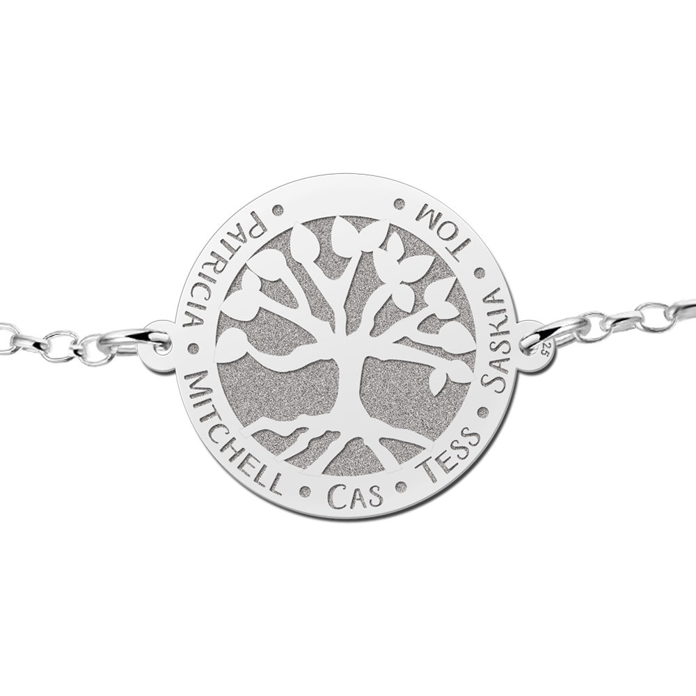 Silberarmband mit graviertem Lebensbaum
