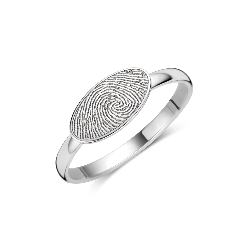 Silberner siegelring quer-oval mit fingerabdruck